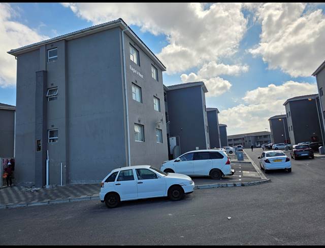 2 BEDROOM APARTMENT FOR SALE IN DELRO PARK